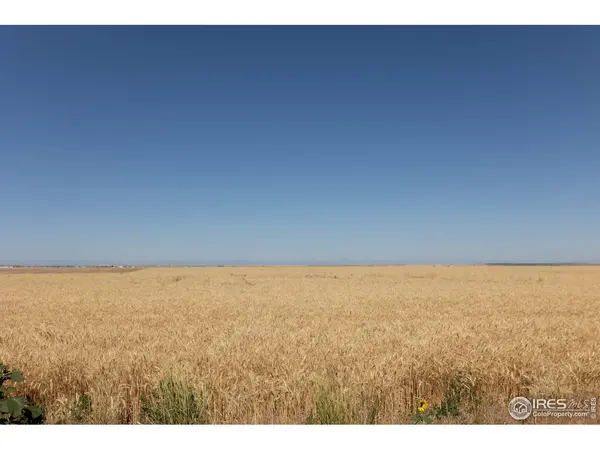 2 104th Avenue, Bennett, CO 80102