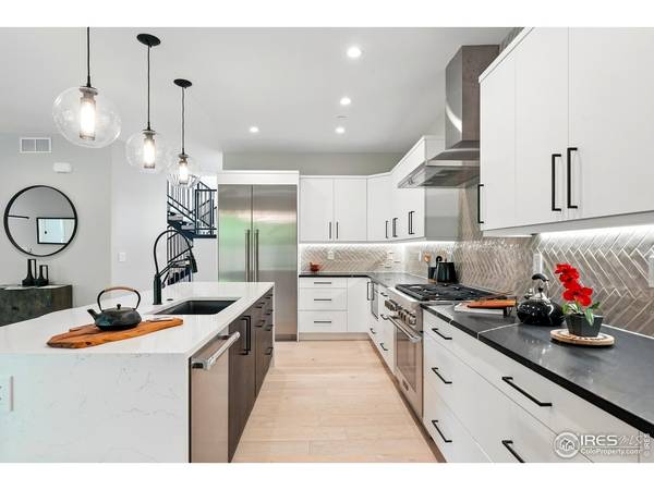 2860 Table Mesa, Boulder, CO 80305
