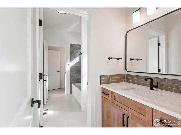 1424 Burt, Berthoud, CO 80513