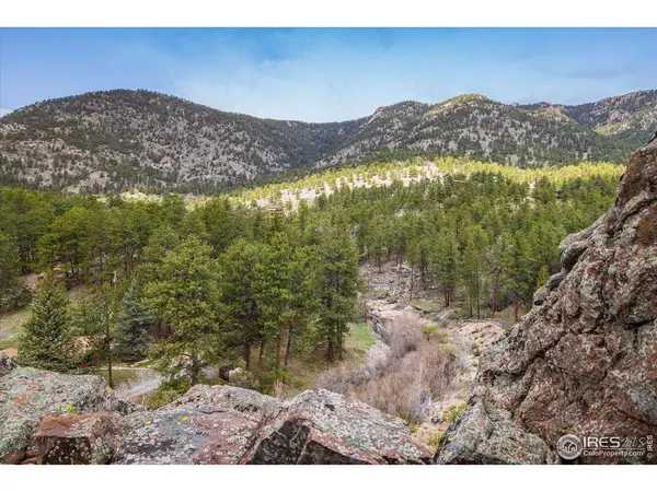 1289 Kiowa, Lyons, CO 80540