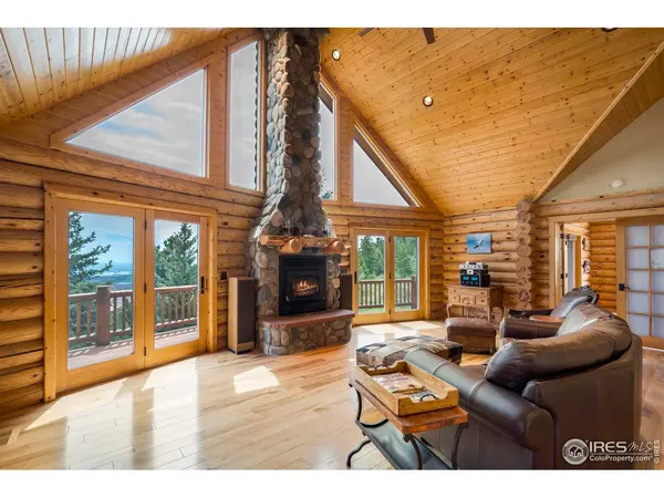 555 James Park, Loveland, CO 80537