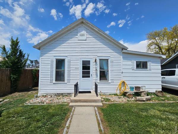 305 W 1st, Iliff, CO 80736
