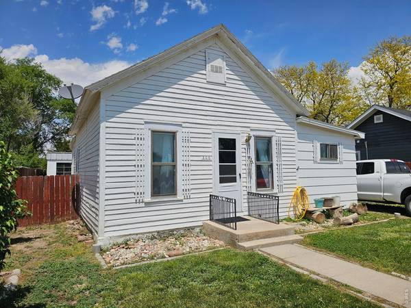 305 W 1st, Iliff, CO 80736