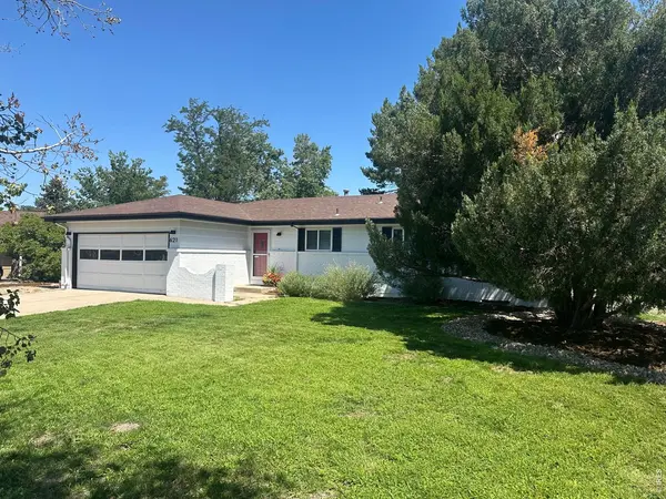 621 39th, Greeley, CO 80634