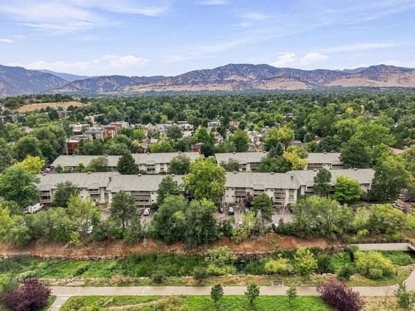 2707 Valmont #311D, Boulder, CO 80304