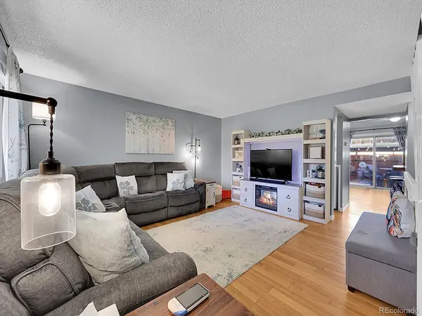 218 W Rockrimmon #C, Colorado Springs, CO 80919