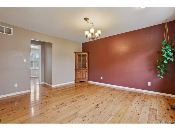 7667 W Brook, Littleton, CO 80128