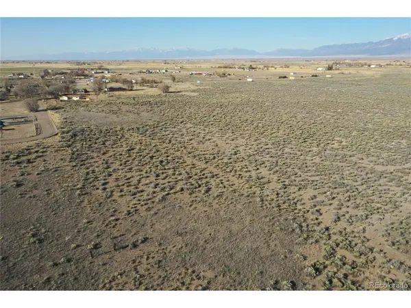 E US Hwy 160, Alamosa, CO 81101