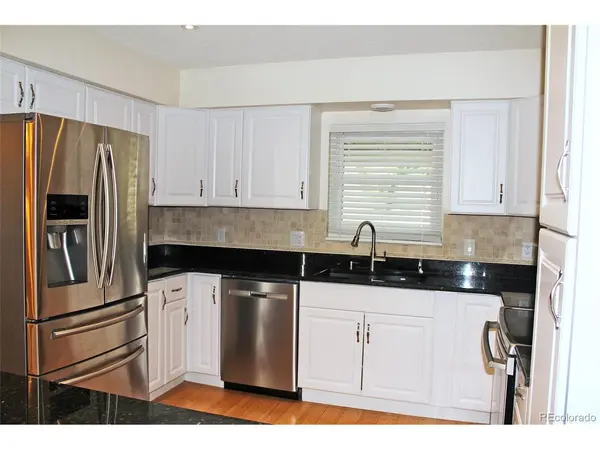 2734 S Heather Gardens, Aurora, CO 80014