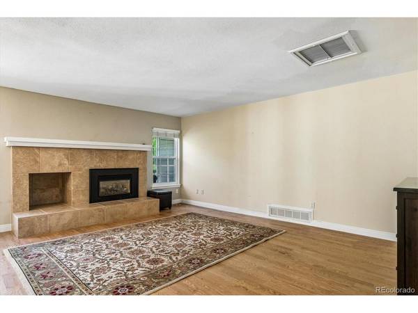 10235 W Glasgow, Littleton, CO 80127