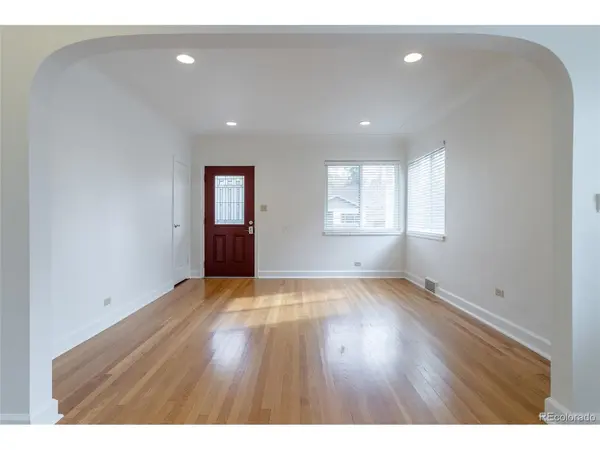 2261 S Lincoln, Denver, CO 80210