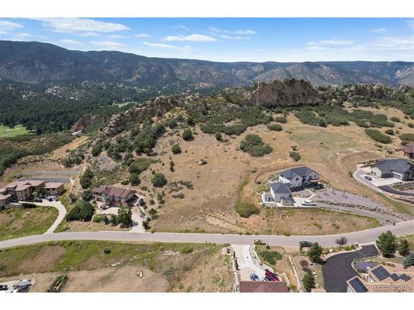 5422 Country Club, Larkspur, CO 80118