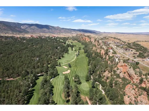 5422 Country Club, Larkspur, CO 80118