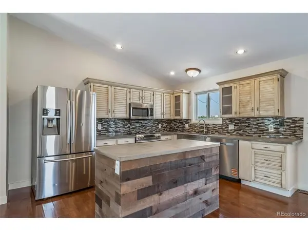 8245 Sun Country, Elizabeth, CO 80107
