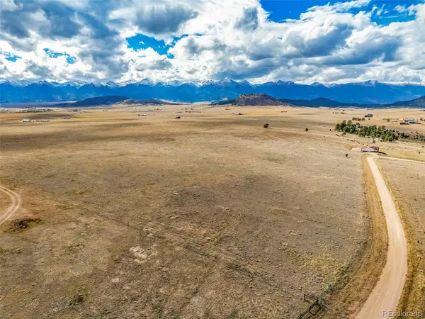 4100 Oak Grove, Westcliffe, CO 81252