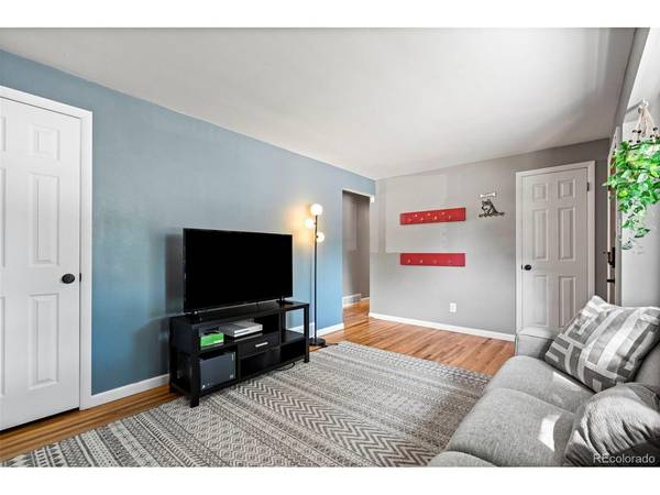 1605 S Cape, Lakewood, CO 80232