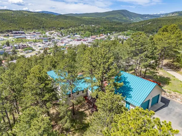 2 King, Nederland, CO 80466