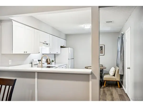 7220 S Gaylord #B17, Littleton, CO 80122