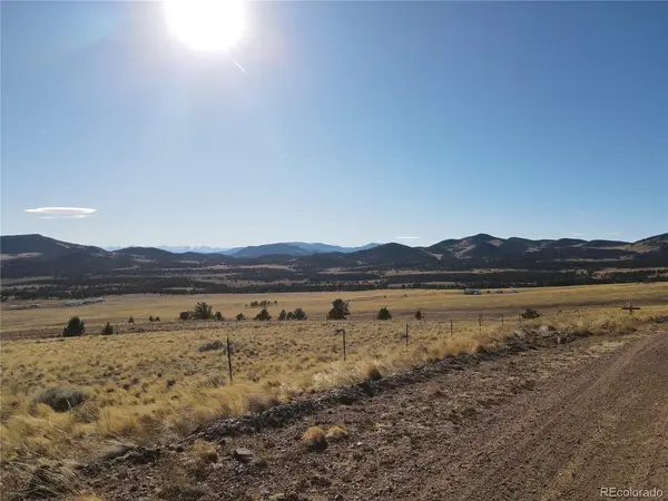 341 Lakeview, Guffey, CO 80820