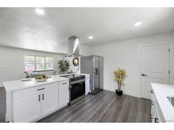 1350 S Allison, Denver, CO 80232