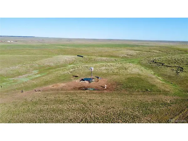 9 County Road 166, Deer Trail, CO 80105