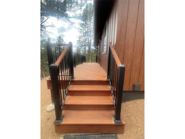 110 Wallace, Florissant, CO 80816