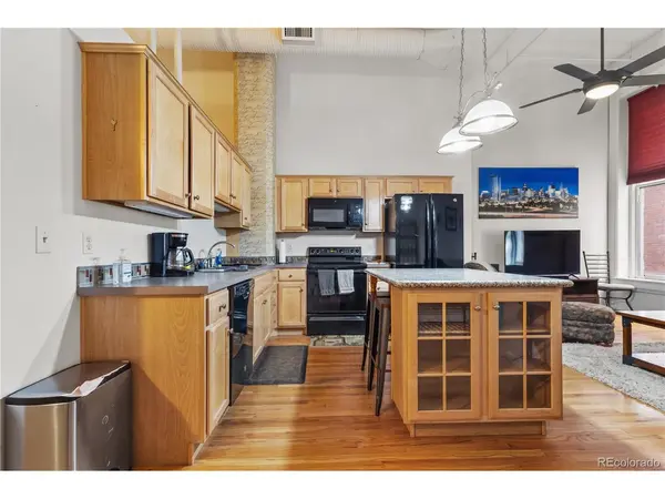 1555 California #316, Denver, CO 80202
