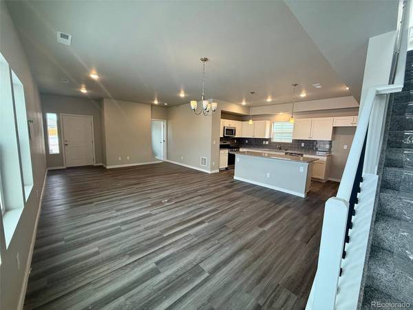 815 N Carrie, Watkins, CO 80137