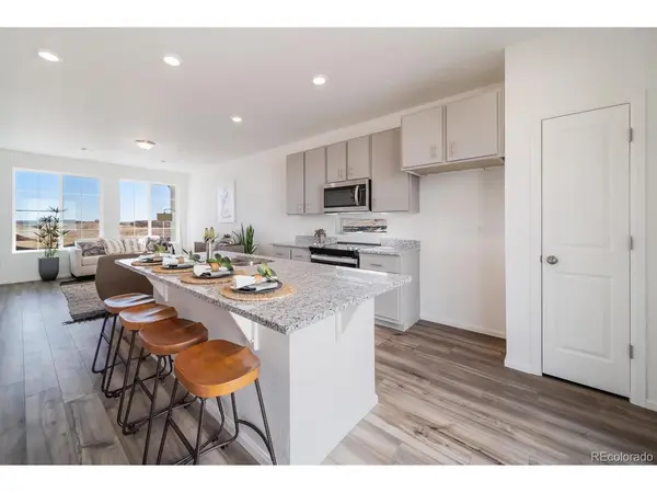 624 Wagon Wheel, Bennett, CO 80102