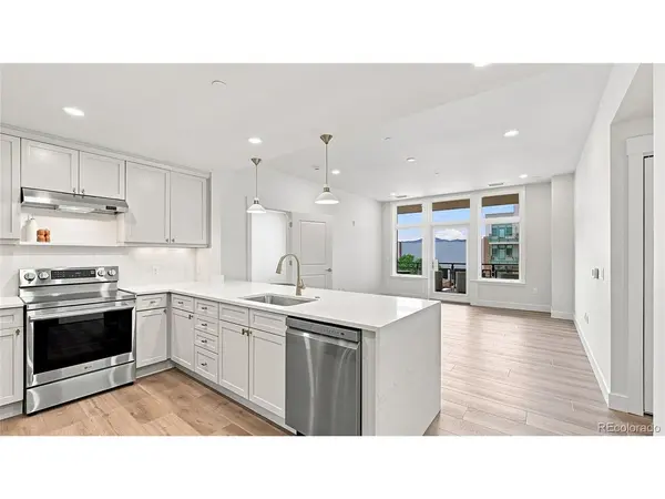 7220 W Bonfils #302, Denver, CO 80226