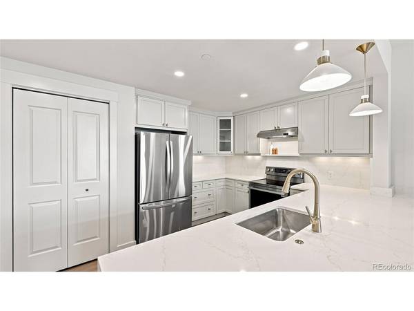 7220 W Bonfils #302, Denver, CO 80226