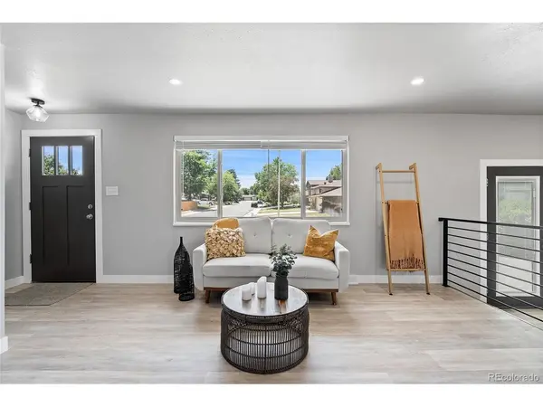 9457 W Arizona, Lakewood, CO 80232