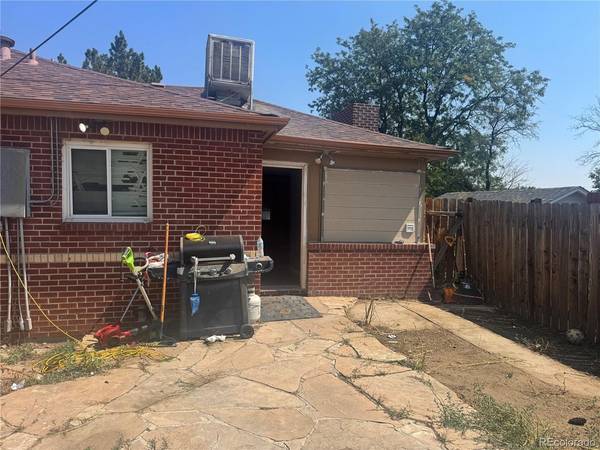 9281 Hoffman, Thornton, CO 80229