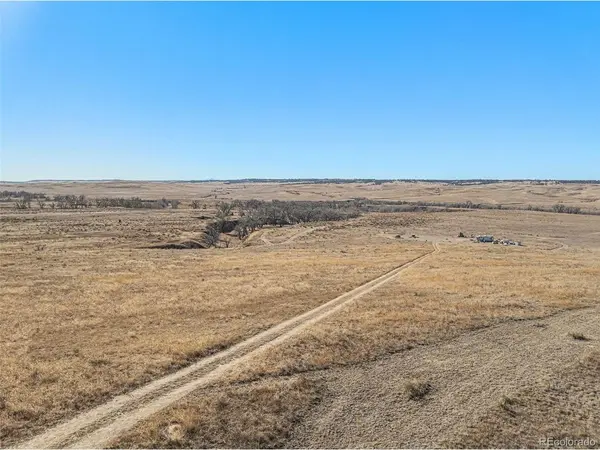 21052 Way of Peace, Deer Trail, CO 80105