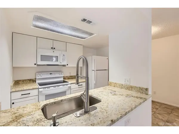 6475 S Dayton #102, Englewood, CO 80111
