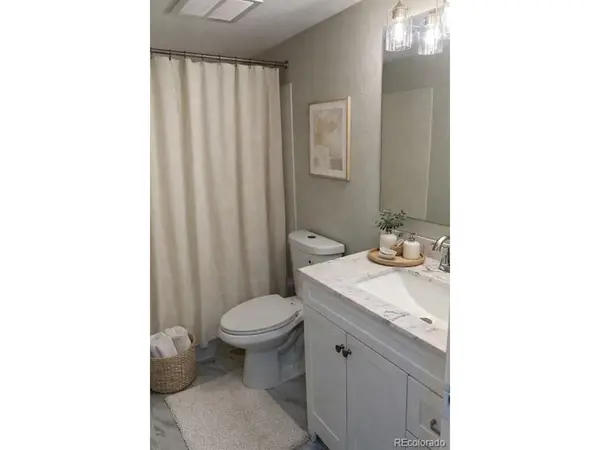2880 S Locust #507S, Denver, CO 80222