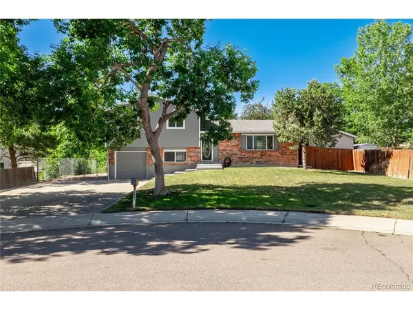 9320 W Burgundy, Littleton, CO 80123