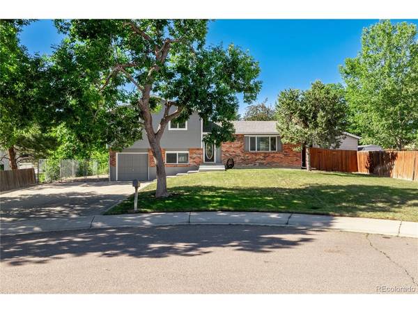 9320 W Burgundy, Littleton, CO 80123