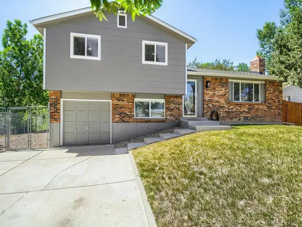9320 W Burgundy, Littleton, CO 80123