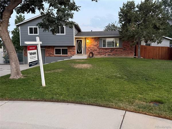 9320 W Burgundy, Littleton, CO 80123
