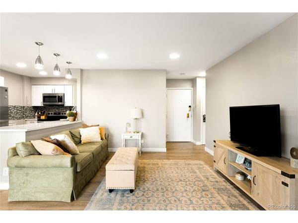 460 S Marion #1052, Denver, CO 80209