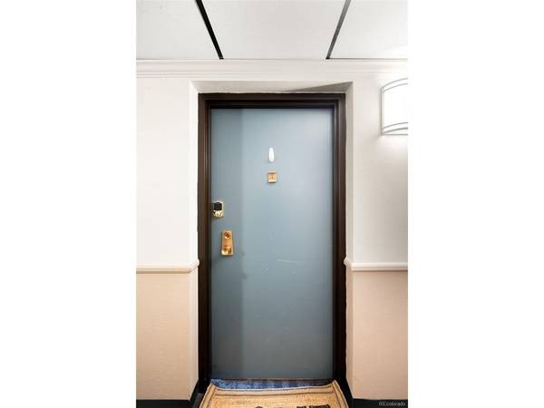460 S Marion #1052, Denver, CO 80209