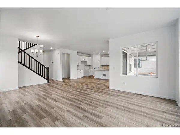 39713 Penn, Elizabeth, CO 80107