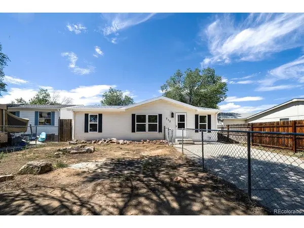 713 Santa Barbara, Pueblo, CO 81005