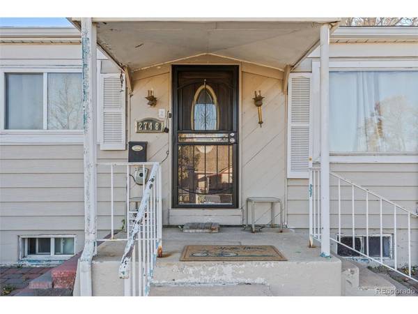 2748 W Irvington, Denver, CO 80219