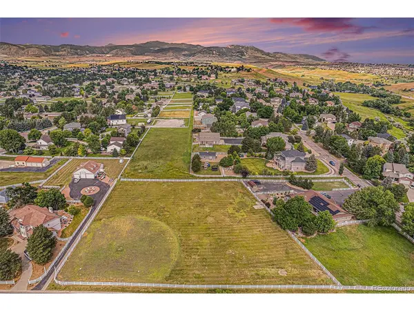 7787 Mcintyre, Arvada, CO 80007