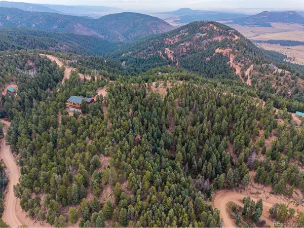 2288 Badger, Larkspur, CO 80118