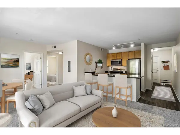 1623 Saint Paul #204, Denver, CO 80206