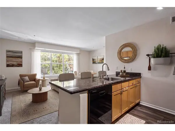 1623 Saint Paul #204, Denver, CO 80206