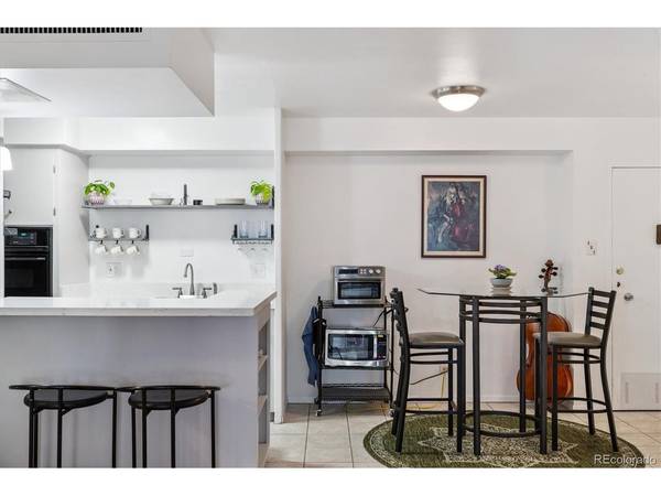 790 N Washington #305, Denver, CO 80203
